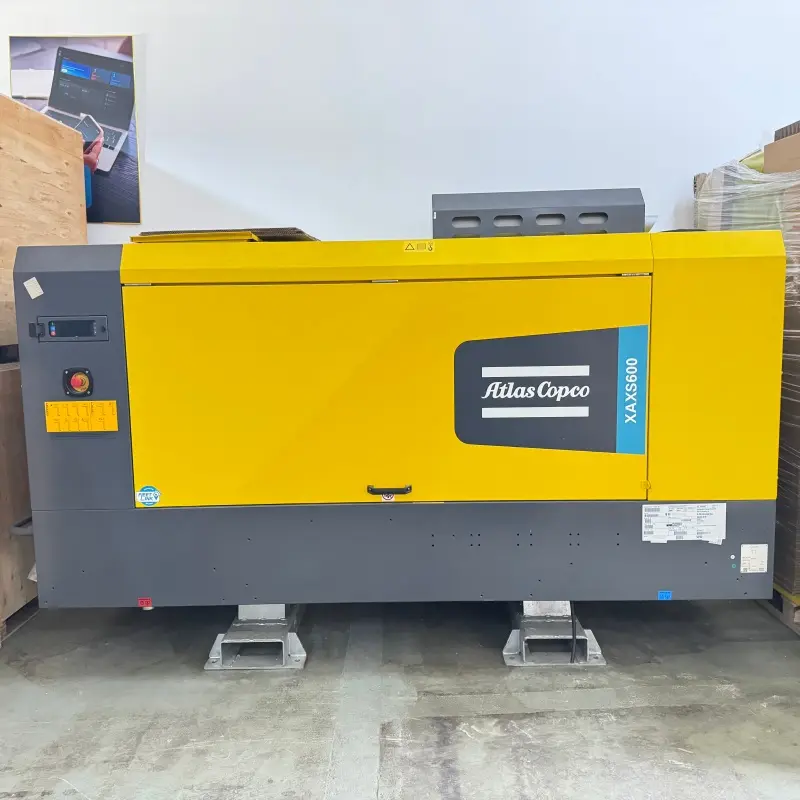 Atlas Copco XAXS600 Pemampat Udara Skru Diesel Mudah Alih Penggerudian Perlombongan Tulen